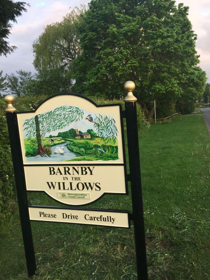 Willow Tree Cottages Newark upon Trent Buitenkant foto